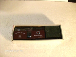 HO SCALE INTERMOUNTAIN NORTHERN PACIFIC, 40' BOXCAR KIT! - Picture 1 of 5