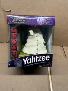 Yahtzee Tim Burton's Nightmare Before Christmas OOGIE BOOGIE Hasbro - Picture 1 of 6