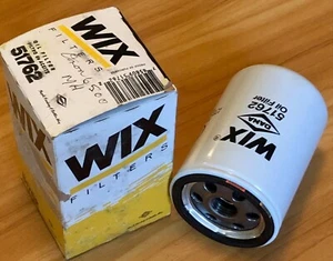 WIX Engine Oil Filter 51762 {NOS} - Picture 1 of 2