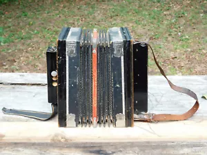 "Antica fisarmonica Novitat Sassonia *FUNZIONANTE* Deutsche Harmonika Concertina 10x8x5,5" - Foto 1 di 10