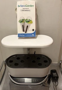 AeroGarden Bounty Hydroponic System Sistema di coltivazione indoor 100912-WHT + cestini cialde - Foto 1 di 12