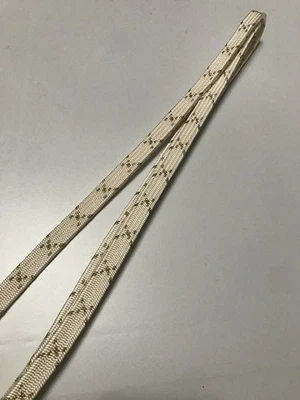 Obi-jime patrón de cruz de seda pura sobre fondo blanco estilo plano para Foto 1 de 4