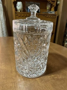 St. George Crystal - 24% Lead Sparkling Biscuit Barrel/Candy Jar - Picture 1 of 10