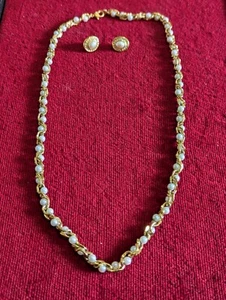 Necklace & Barcs Earrings Simulated Pearls & Gold Plate - Picture 1 of 8