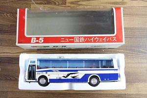 Diapet Yonezawa 1/60 Scale N0.014 B-5 JNR High-Way Bus Japan - Picture 1 of 7