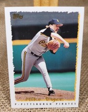 1995 Topps Mike Dyer Baseball Card #136 Pittsburgh Pirates FREE S&H