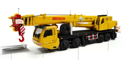 KDW 1:64 Scale Machinery Lift Crane Truck Construction Equipment Diecase Model  - Image 1 of 4