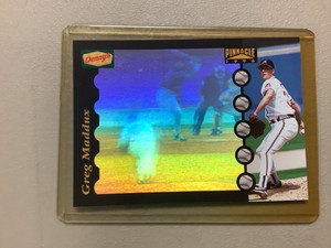 1996 Pinnacle #1 Of 28 Greg Maddux Braves HOF - Denny’s Hologram