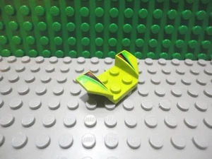 Lego 1 Lime Green 2x2 with flares printed sloped brick block strip design - Picture 1 of 1