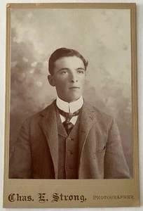 HANDSOME YOUNG MAN IN SALT LAKE CITY, UTAH (CABINET CARD) - Picture 1 of 3