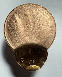 Lincoln cent error struck off center -0463 - Picture 1 of 2