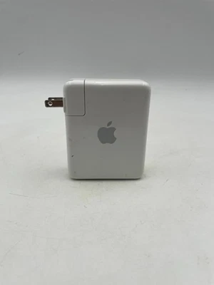 Apple Airport Express 1st Generation A1084 Wireless Base Station White 54 Mbps - Image 1 of 4