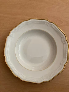 18-teilig Hutschenreuther Teller Weimar Goldrand 1950 elfenbein, 19 cm, 25 cm - Bild 1 von 4