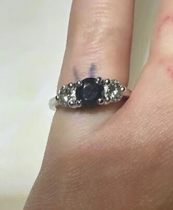 14k white gold engagement ring size 5.5 brilliant cut diamonds - Picture 1 of 6