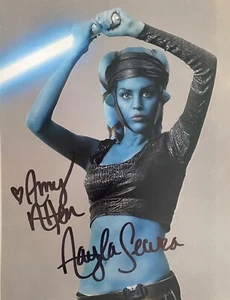 Star Wars Amy Allen Aayla Secura Autógrafo Fotografía 8x10 - GENUINO Firmado - Imagen 1 de 1