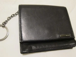 TUMI Leather Coin / Credit Card/ ID Case with Key Ring -Compact Design - BLACK - Picture 1 of 13