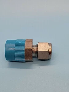 Swagelok Connettore maschio 3/8"" x 1/2"" MNPT SS-600-1-8 - Foto 1 di 4