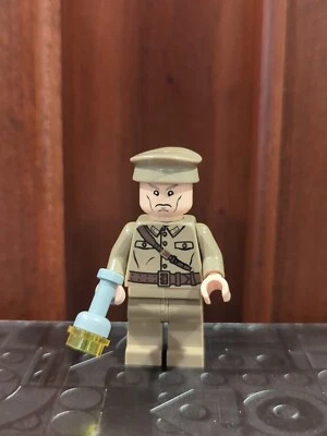 Lego Coronel Dovchenko Minifigura Indiana Jones - 7626 7628 - iaj018 Foto 1 de 4
