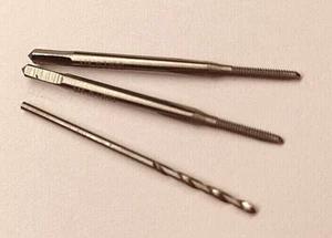 M1,4 Gewindeschneider & Vorbohrer 1,10mm Gewindebohrer 1.4mm einteilig metrisch - Bild 1 von 6