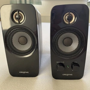 Creative Inspire T10 Stereo Multimedia Desktop Speakers Black Wired Pair - Picture 1 of 6