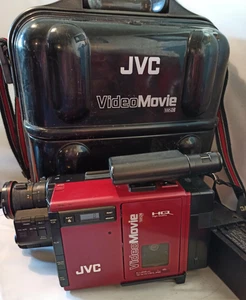 JVC Videomovie GR-C7E VHS-C Camcorder Black & Red & Case POWERS ON - Vintage - Picture 1 of 24
