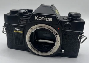 Corpo fotocamera reflex pellicola 35 mm Konica FP-1 Program - Foto 1 di 7