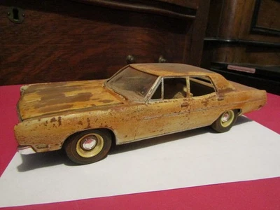 AMT 1970 Ford Galaxie 4 dr weathered - Image 1 of 4