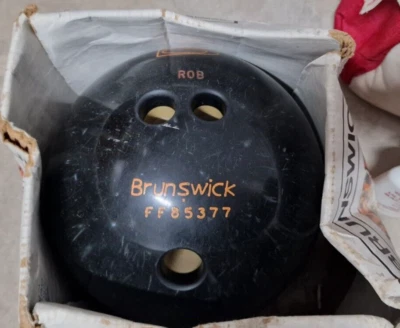 Brunswick ROB bowling ball - Image 1 of 2