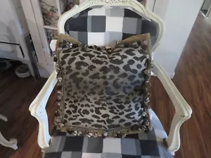 Splendido cuscino punta piccola stampa leopardata punto ago così elegante e chic fatto a mano - Foto 1 di 7