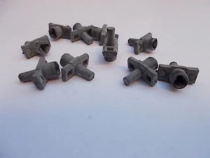 ¡ 10 AGRAFE EXTREMITE DE MOULURES DE PORTE CITROEN DYANE ET ACADIANE - Bild 1 von 1
