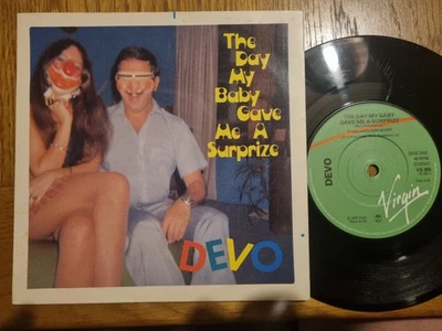 Devo – The Day My Baby Gave Me A Surprize 1979 Virgin 7” New Wave - Image 1 of 4