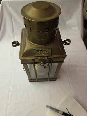 Luz de carga vintage 1939 de latón macizo n.º Lámpara de aceite Gran Bretaña 3954 Foto 1 de 3