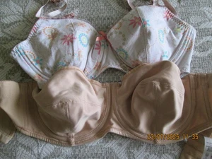 2 x 38C underwired bras - Ballet and Avon - Picture 1 of 9