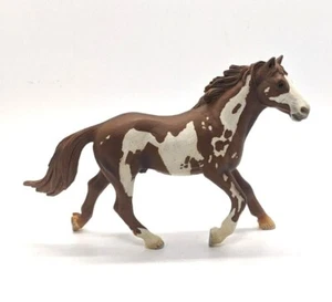 Schleich Horse Figurine Paint Pinto Brown White Spotted Stallion Trotting 2006 - Picture 1 of 6