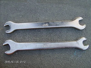 Llave de máquina de coser original JUKI doble extremo abierto 1/4"" y 5/16 - Imagen 1 de 2