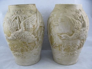 Paar Jugenstil Vasen Enten im Schilf ~ 1900 - 711 - 2x Vase Steingut / Ton - Picture 1 of 12