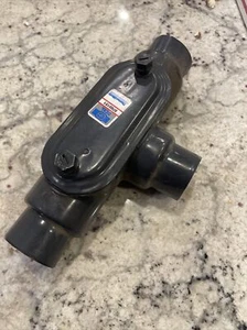 OCAL T57-G CONDUIT BODY T-SHAPE FORM7 1-1/2" GRAY ROBROY - Picture 1 of 1