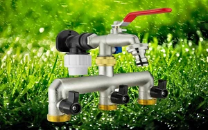 Kit de brida de pared de MDPE de 20 mm + grifo divisor de metal de triple salida para facilitar el flujo de agua - Imagen 1 de 5
