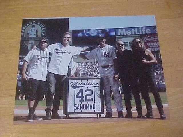Foto 8X10 Mariano Rivera "Metallica 42 Sandman" Yankees ENVÍO GRATUITO 3/más Foto 1 de 1