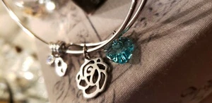 Damen Bettelarmband verstellbar Dangle Floral  - Bild 1 von 5