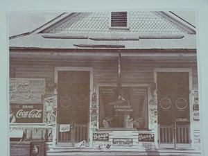 Foto de archivo de tarjetas sepia Chesterfield, 7UP, Barqs, RC General Store años 40 - Imagen 1 de 1