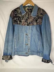 Vintage LL Bean Womens Medium Denim Jacket Tapestry Shoulders Made In USA - Picture 1 of 12