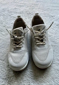 MUSTANG Damen Sneaker Freizeitschuh grau / 39 / neuwertig! - Bild 1 von 4