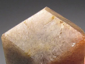 Granate Grossular, Sierra de Cruces, Coahuila, México - Imagen 1 de 6
