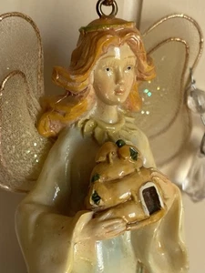 Decorazione o decorazione albero di Natale vintage angelo che tiene ape alveare dettagli dipinti a mano - Foto 1 di 15