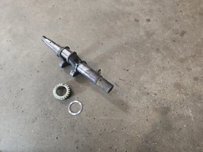 MTD Crankshaft 951-14754 and Timing Gear 931-10288 - 1T65NUA - Image 1 of 4