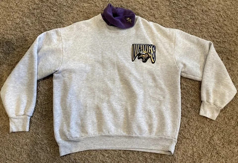 Vintage USA Made Majestic Minnesota Vikings NFL Gray Turtleneck Sweatshirt Large Cover