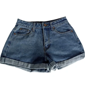 Womens denim jeans shorts Size 6 light Blue cotton zip fly Used Denim - Picture 1 of 8