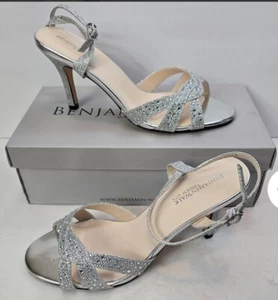 Benjamin Walk Dulce Silver 9W Women’s Heels - Picture 1 of 10