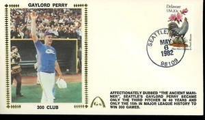 1982 Gaylord Perry 300 Club Gateway Silk Cachet FDC - Picture 1 of 2